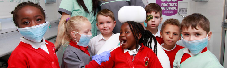 Kids club mobile dentist travels to primary school in Ordsall